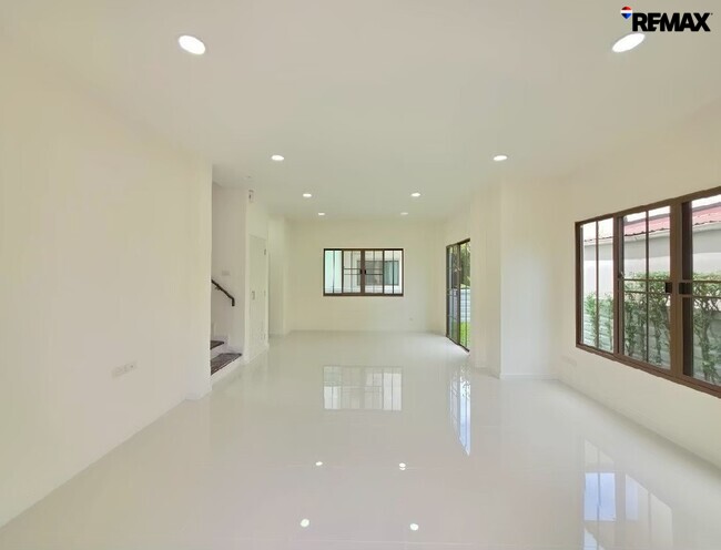 ขายบ้านเดี่ยว บุราสิริ ราชพฤกษ์–แจ้งวัฒนะ เพียง 4.95 ล้าน ทำเลดี ถูกสุดในโครงการ Burasiri Ratchaphruek-Chaengwattana