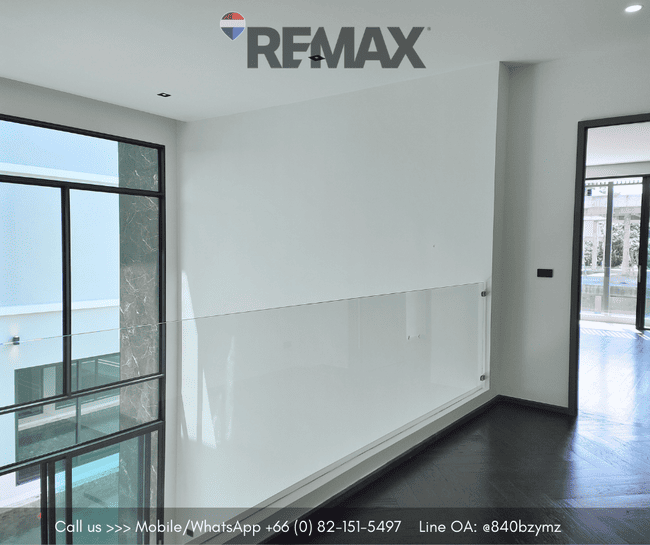 โครงการ HIBURY วัชรพล-รามอินทรา พร้อม Pool Villa และ ลิฟท์บ้าน ใจกลางวัชรพล ที่ดิน 120.6 ตร.ว. ใช้สอย: 1,000 ตร.ม. บ้านเดี่ยว Ultra Luxury ขนาดใหญ่พิเศษ รวม 2 หลังไว้ในพื้นที่เดียวกัน