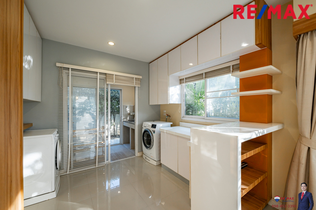 (มาใหม่!! แบบ Built-in มาสวยพร้อม*) พรอเมนาด โฮม (Promenade Home) ใกล้รร.รุ่งอรุณ พระรามสอง 47, อนามัยงามเจริญ Style : Modern Warm, Modern Asian
