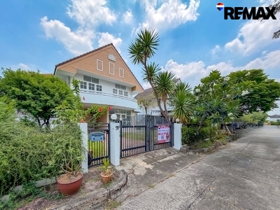 โฮมเพลสรามคำแหง140 (Home Place Ramkhamhaeng) บ้านเดี่ยว 2 ชั้น พื้นที่ 70 ตารางวา โรงเรียนนานาชาติAscot ใกล้รถไฟฟ้าสายสีส้ม สถานีน้อมเกล้า