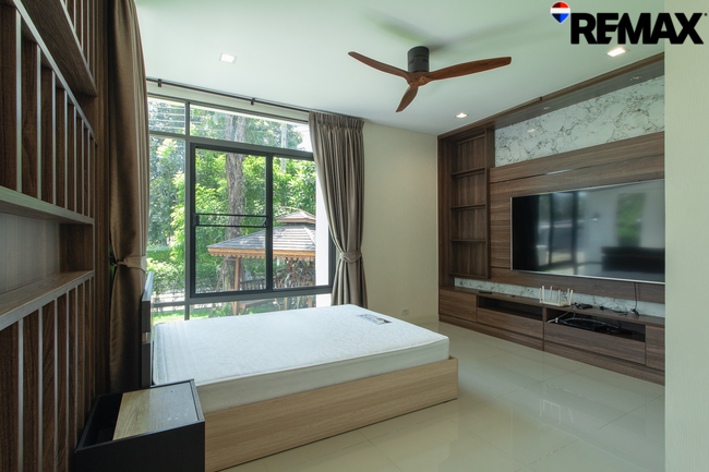 ขายบ้านเดี่ยว ฮาบิเทีย พาร์ค เทียนทะเล 28 หลังมุม พร้อมเรือนรับรอง