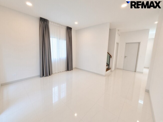 ขายบ้านเดี่ยว THE CITY ติวานนท์–งามวงศ์วาน เฟส 1 บ้านหรูแบบ KAIRA 285 ตร.ม. ที่ดิน 69.7 ตร.ว. ราคา 15.9 ล้านบาท