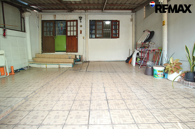 ขายบ้านแฝด อินทราวิลล่า กัลปพฤกษ์ 4 ห้องนอน บ้านหน้ากว้าง ใกล้รถไฟฟ้า