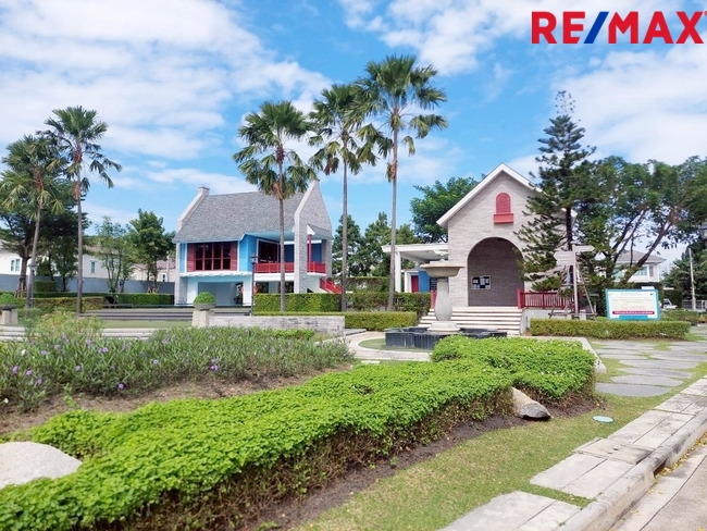 ขายทาวน์โฮม Villaggio เพชรเกษม–สาย 4 ทาวน์โฮมสไตล์อิตาลี ทำเลดี ใกล้เมือง ราคาดีมาก!