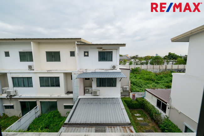หลังมุม New Listing! 2026 Town Avenue Cocos ทาวน์โฮมจาก Sansiri 23 ตร.วา (#บ้านตัวอย่าง ) พระรามสอง ซอย 50, แยก 7, ใกล้ Central พระรามสอง เพียง 700 เมตร [ขายขาดทุนถึง 1.5 ล้าน มาในราคาพิเศษ!!