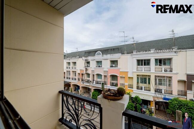 มาใหม่! 2026 Townhome พระราม2, ปริญลักษณ์ พระราม2 ใกล้เซนทรัลพระราม 2, เนื้อที่ 17.5 ตร.วา เพียง :: 2.6 ล้าน เท่านั้น