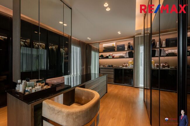 Nirvana Beyond (พระรามสอง) เนื้อที่ 70 ตร.วา 311 ตร.ม 4 ห้องนอน 4 ห้องน้ำ 3 ที่จอดรถ วิวสวย สวนส่วนกลาง Nirvana Beyond (พระรามสอง II)
