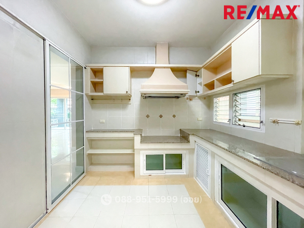 ขาย/เช่า บ้านนันทวัน ศรีนครินทร์-วงแหวน ติดวงแหวนกาญจนาฯ พร้อมเฟอร์ฯ-เครื่องใช้ไฟฟ้าของใหม่ทั้งหมด ใกล้โรงเรียนและห้างฯ
