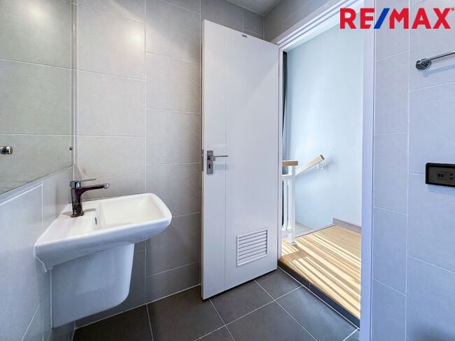 แกรนด์ บริทาเนีย วงแหวน – รามอินทรา (Grand Britania Wongwaen – Ramintra)