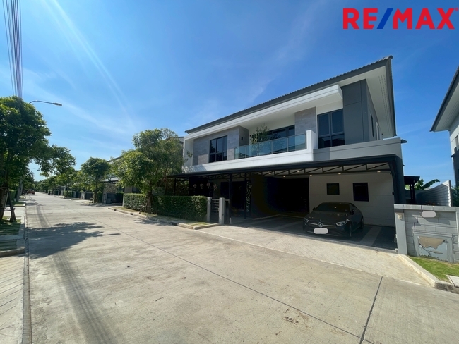 ขาย/เช่าบ้านเดี่ยวใกล้เมกาบางนา The City Bangna เดินทางสะดวก ใกล้ทางด่วนบางนา-ตราด, วงแหวนกาญจนาภิเษก และสนามบินสุวรรณภูมิ