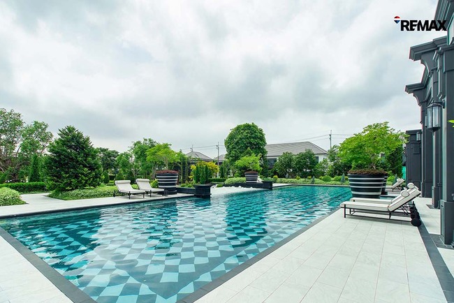 ขาย บ้านเศรษฐสิริ ราชพฤกษ์-สาย1 (Setthasiri Ratchaphruek Sai1) เครือแสนสิริ 116 ตร.วา 340 ตร.ม. บ้านใหม่ หลังใหญ่ อยู่ถนนเมน เดินถึงส่วนกลาง ไม่เคยเข้าอยู่ บ้านนวัตกรรมบ้านสีเขียว