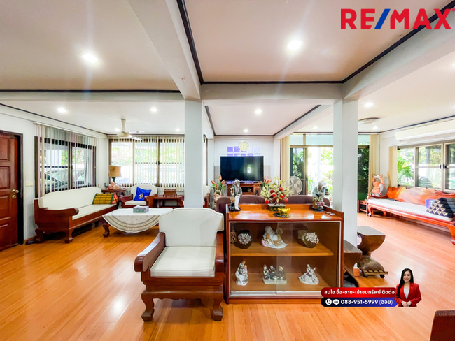 บ้านเดี่ยวปัฐวิกรณ์ – นวมินทร์ 70 - ประเสริฐมนูกิจ43 พื้นที่ดิน 103 ตร.วา 4 ห้องนอน 4 ห้องน้ำ 5 ที่จอด รองรับครอบครัวใหญ่ หรือผู้ที่ต้องการบ้านที่มีพื้นที่เยอะ