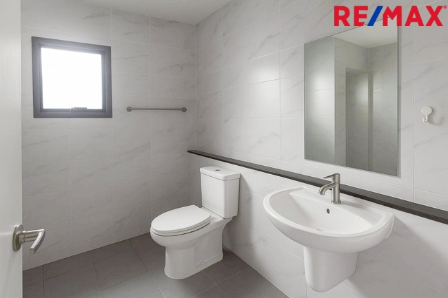 ขายทาวน์โฮม 3 ชั้น บ้านกลางเมือง กัลปพฤกษ์ ซ.ศาลธนบุรี 29/2 กำนันแม้น ใกล้เดอะมอลล์บางแค