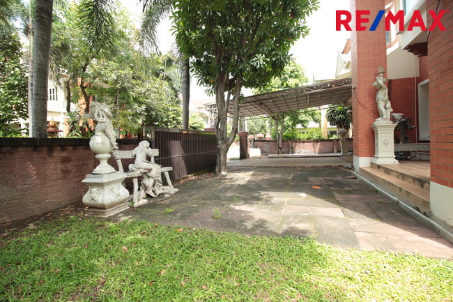ขายบ้านเดี่ยว ลัดดารมย์ อิลิแกนซ์ พระราม 5-2 หลังริม Private ที่ดินใหญ่ 189.3 ตรว.
