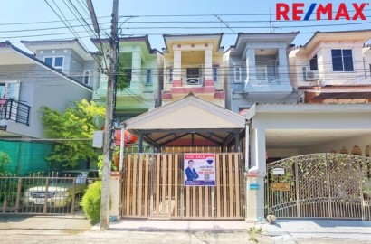 ขาย ทาวน์โฮมบางแค 3 ชั้น พุทธมณฑล สาย 2 หมู่บ้านมวลชนธานี บางแวก 20 ตารางวา ใกล้รถไฟฟ้า MRT หลักสอง บ้านสวย พร้อมเข้าอยู่