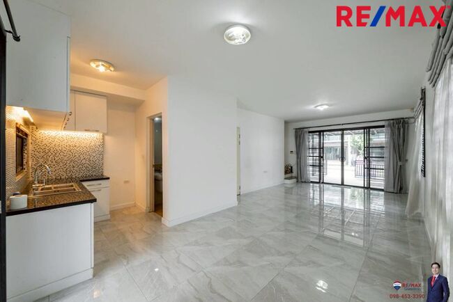 (มาใหม่! NEW Listing! 2025) Town Avenue Cocos ทาวน์โฮมจาก Sansiri หลังมุม 23 ตร.วา (ต่อเติมครัวไทยไว้ให้แล้ว ครบ) พระรามสอง ซอย 50, แยก 7, ใกล้ Central พระรามสอง เพียง 700 เมตร [ราคาพิเศษ!]