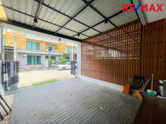 ECO SPACE เกษตร-นวมินทร์ 2 พื้นที่ 20.9 ตร.ว. พื้นที่ใช้สอย 175 ตร.ม. เหมาะสำหรับทำโฮมออฟฟิศ สำนักงาน หรืออยู่อาศัย ต่อเติมห้องครัวแล้ว