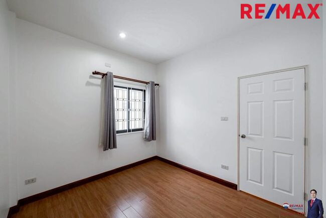 (มาใหม่! NEW Listing! 2026) Paravee ปารวีร์ เพชรเกษม63 ทาวน์โฮมหน้ากว้าง 6 ม. หลังมุม 24.8 ตร.วา (ต่อเติมครัวไทยไว้ให้แล้ว [ราคาพิเศษ!]