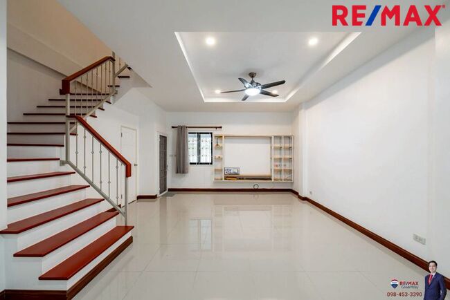(มาใหม่! NEW Listing! 2026) Paravee ปารวีร์ เพชรเกษม63 ทาวน์โฮมหน้ากว้าง 6 ม. หลังมุม 24.8 ตร.วา (ต่อเติมครัวไทยไว้ให้แล้ว [ราคาพิเศษ!]