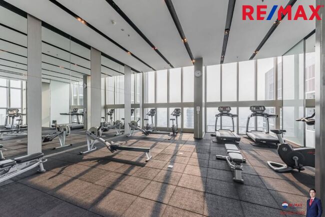 ขาย The River ขาย HOTDEAL !! The River Condominium1 ห้องนอนใหญ่ (ชั้น 17th Tower B พื้นถึงฝ้าสูง 2.6 เมตร)1 ห้องนอนใหญ่ (ชั้น 17th Tower B พื้นถึงฝ้าสูง 2.6 เมตร) วิวเปิดโล่งทางแม่น้ำและวิวเมืองทางทิศใต้