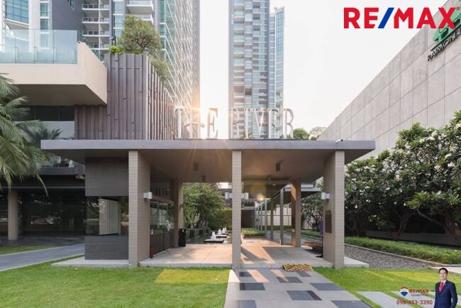 ขาย The River ขาย HOTDEAL !! The River Condominium1 ห้องนอนใหญ่ (ชั้น 17th Tower B พื้นถึงฝ้าสูง 2.6 เมตร)1 ห้องนอนใหญ่ (ชั้น 17th Tower B พื้นถึงฝ้าสูง 2.6 เมตร) วิวเปิดโล่งทางแม่น้ำและวิวเมืองทางทิศใต้