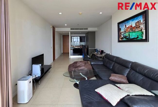 ขาย The River ขาย HOTDEAL !! The River Condominium1 ห้องนอนใหญ่ (ชั้น 17th Tower B พื้นถึงฝ้าสูง 2.6 เมตร)1 ห้องนอนใหญ่ (ชั้น 17th Tower B พื้นถึงฝ้าสูง 2.6 เมตร) วิวเปิดโล่งทางแม่น้ำและวิวเมืองทางทิศใต้