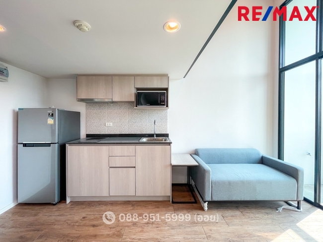 คอนโดลิฟวิ่งเนสท์ Living Nest ลาดพร้าว 44 ห้องมุม 2 ชั้น ใช้สอยรวม 45 ตร.ม. ฝ้าเพดานสูง 4.55 ม. .ใกล้รถไฟฟ้าสถานีภาวนาเพียง 190 เมตร