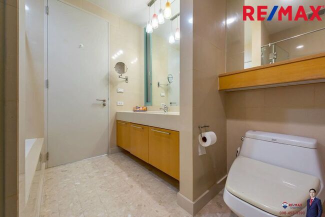 (Residence ที่อยู่รั้วเดียวกับ Shrewsbury มาใหม่!) Chatrium Riverside Residence 122.79 ตร.ม. 2 ห้องนอนใหญ่! ถนนเส้นหลักอย่างเจริญกรุง ราคาดีที่สุดในโครงการ พร้อมแต่ง Built-in เป็น Layout หน้ากว้าง