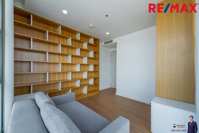 (Residence ที่อยู่รั้วเดียวกับ Shrewsbury มาใหม่!) Chatrium Riverside Residence 122.79 ตร.ม. 2 ห้องนอนใหญ่! ถนนเส้นหลักอย่างเจริญกรุง ราคาดีที่สุดในโครงการ พร้อมแต่ง Built-in เป็น Layout หน้ากว้าง
