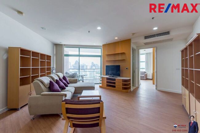 (Residence ที่อยู่รั้วเดียวกับ Shrewsbury มาใหม่!) Chatrium Riverside Residence 122.79 ตร.ม. 2 ห้องนอนใหญ่! ถนนเส้นหลักอย่างเจริญกรุง ราคาดีที่สุดในโครงการ พร้อมแต่ง Built-in เป็น Layout หน้ากว้าง