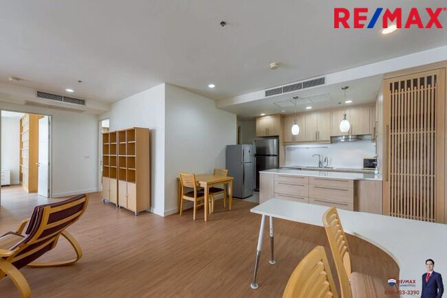 (Residence ที่อยู่รั้วเดียวกับ Shrewsbury มาใหม่!) Chatrium Riverside Residence 122.79 ตร.ม. 2 ห้องนอนใหญ่! ถนนเส้นหลักอย่างเจริญกรุง ราคาดีที่สุดในโครงการ พร้อมแต่ง Built-in เป็น Layout หน้ากว้าง