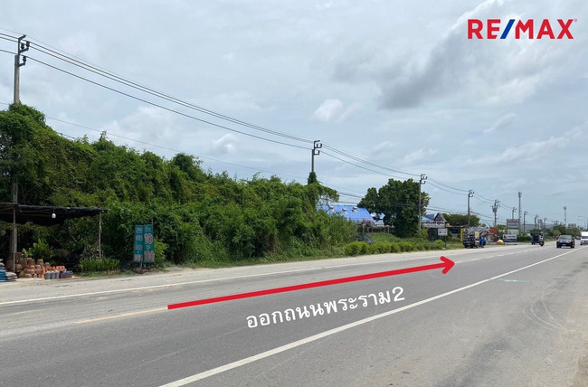 ให้เช่าที่ดิน 2-2-8 ไร่ ติดถนนบางขุนเทียนชายทะเล ถนนพระรามสอง (พระราม2) ใกล้โรงพยาบาลผู้สูงอายุ ทำเลดีเยี่ยม เหมาะทำธุรกิจร้านอาหาร คาเฟ่ ให้เช่าราคา 100,000 บาท/เดือน