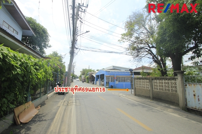 ขายที่ดินประชาอุทิศ 69 แยก 16-6 สุขสวัสดิ์ 64 ที่ดินถมแล้ว สร้างบ้าน 47วา ใกล้มหาวิทยาลัยเทคโนโลยีพระจอมเกล้าธนบุรี ขายถูก 1.69 ล้านบาท
