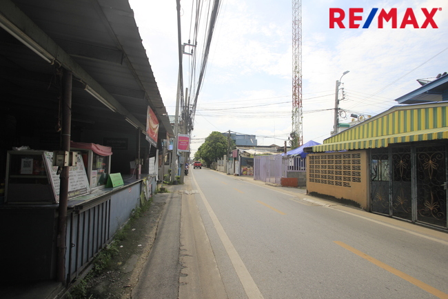 ขายที่ดินประชาอุทิศ 69 แยก 16-6 สุขสวัสดิ์ 64 ที่ดินถมแล้ว สร้างบ้าน 47วา ใกล้มหาวิทยาลัยเทคโนโลยีพระจอมเกล้าธนบุรี ขายถูก 1.69 ล้านบาท
