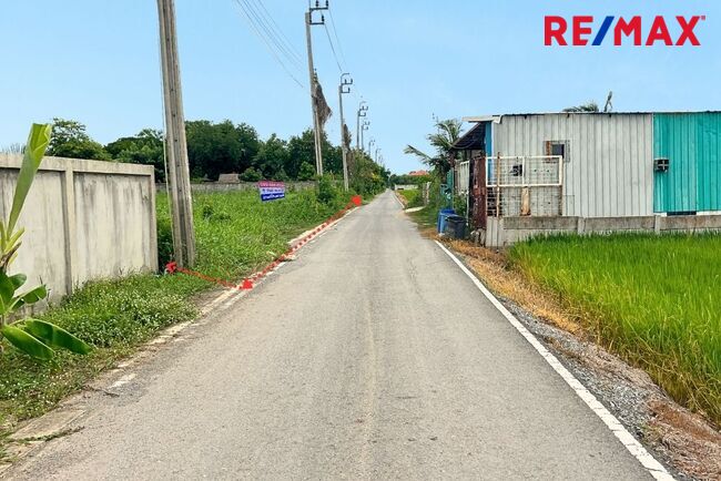 ขายที่ดิน ซอยวัดลาดปลาดุก ถนนกาญจนาภิเษก ถนนเลียบคลองบางไทร 755 ตรว.ราคาถูก